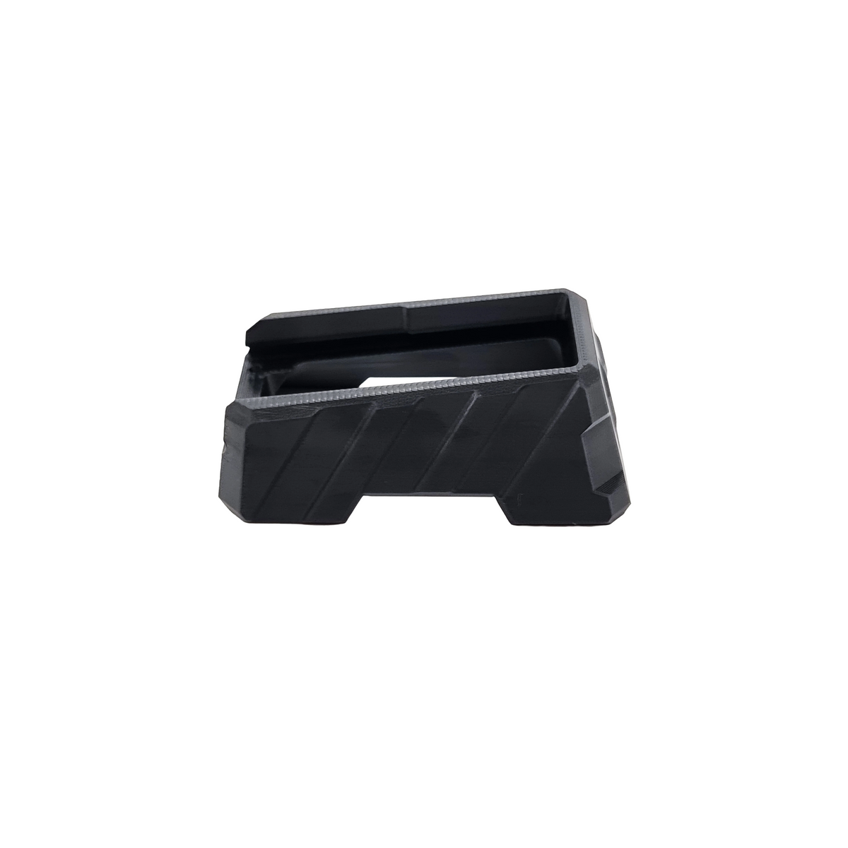Magwell pro AR-15 - boční pohled